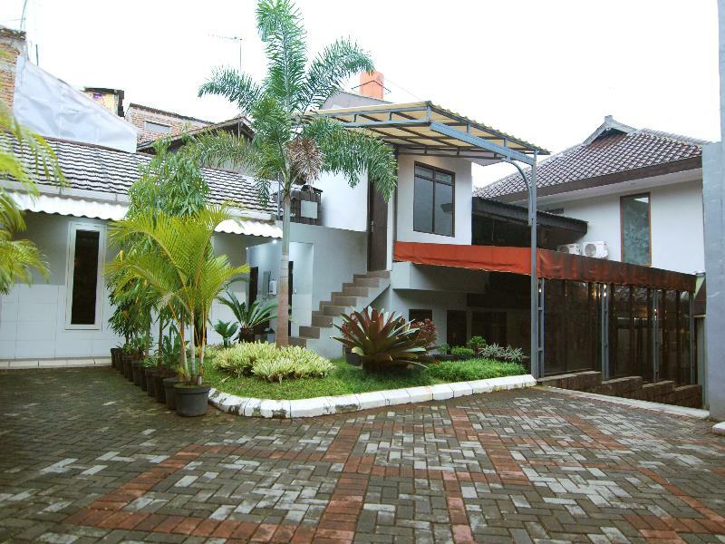 Oyo 202 Kuwera Inn Bandung Kültér fotó