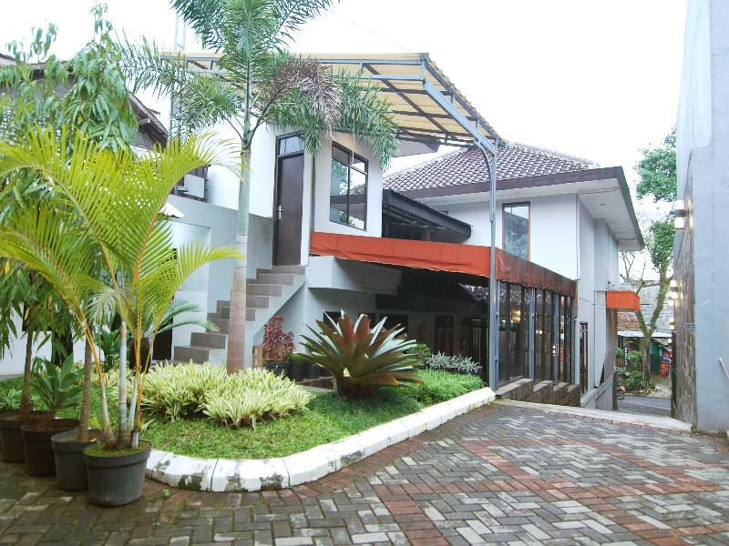 Oyo 202 Kuwera Inn Bandung Kültér fotó
